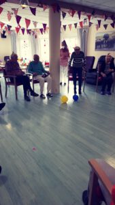 Wir spielen...